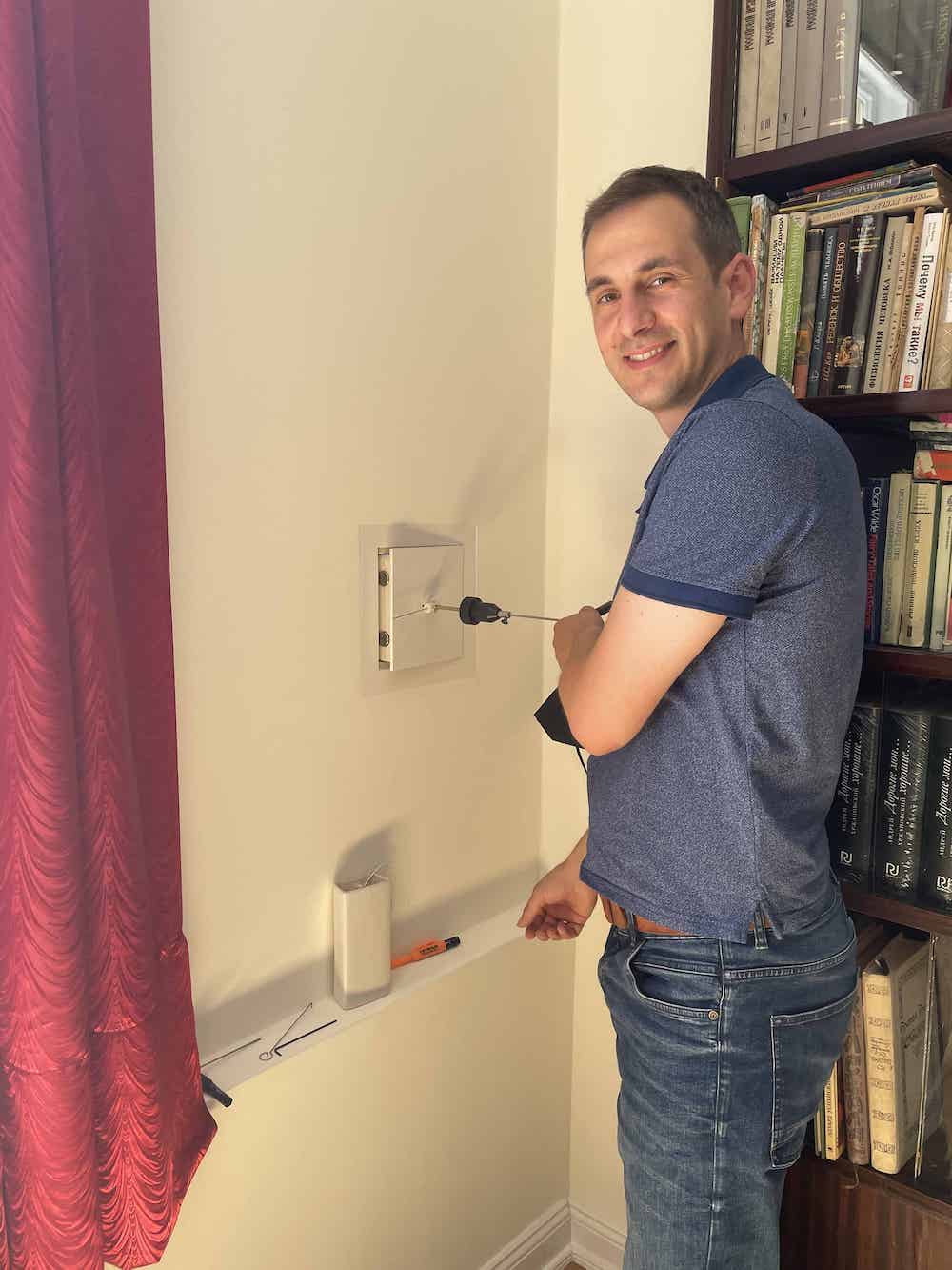 Wandsafe zerstörungsfrei öffnen lassen Wandsafe zerstörungsfrei öffnen lassen